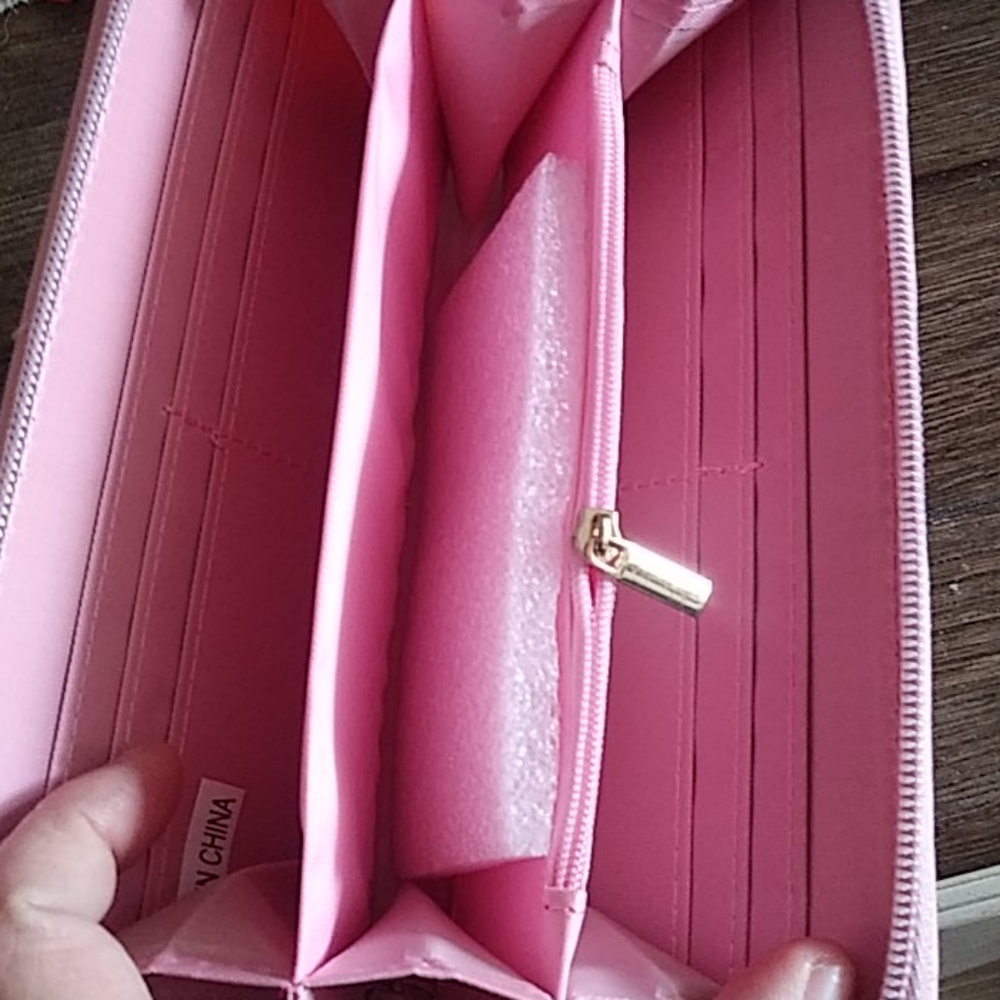 Wallet - Picture 3 of 3